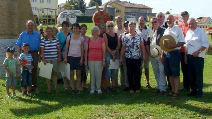Der Verein Hilfe von Haus zu Haus stellte 2011 die Jury für den Strohpark in Schwenningen